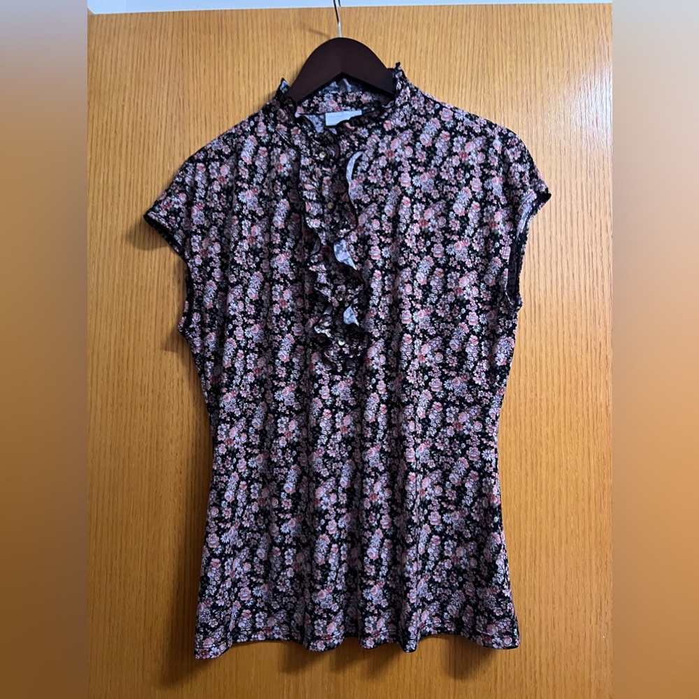 NY & Co short sleeve dress shirt blouse ruffle flower EUC